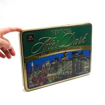 Design Pressure Flower Flat Chocolate Can